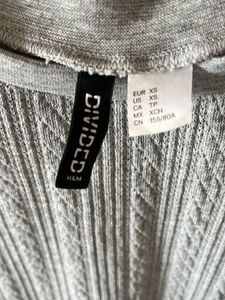 HM Gray Ribbed T-Shirt