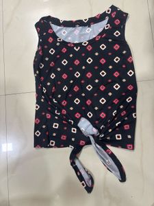 Trendy Tie-Front Sleeveless Top