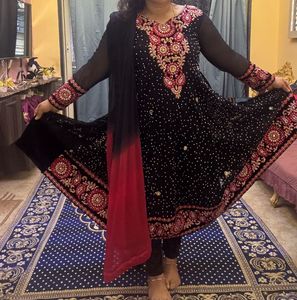 Elegant Embroidered Kurta Set