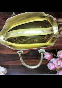 Elegant Maroon Handbag