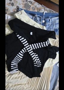 Savana Sailor scarf black Tshirt