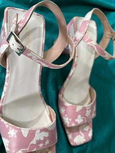 Peach Coloured&amp;White Floral Print Block Heel