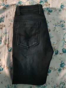 Best Charcoal Skinny Fit Jeans