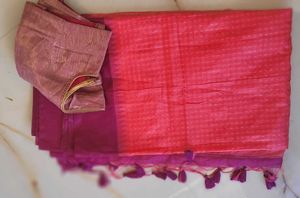 Peach Saree With Blouse