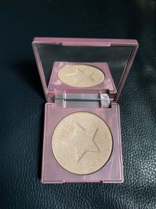 🌟 STEAL DEAL ALERT! 🌟Makeu Up Combo