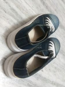 Denim fabric shoes