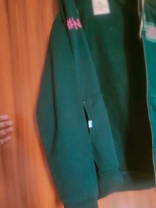 Black &#39;Break Free&#39; Sweatshirt