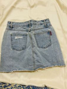 Ripped Denim skort