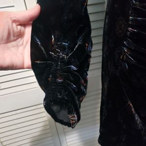 Zara New With Tag Velvet Long Sleeve Dress