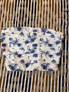 Newme (S) Blue Floral Tube Top