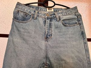 Light Wash Straight Leg Jeans