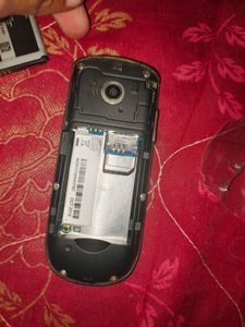 Samsung S239 Keyboard