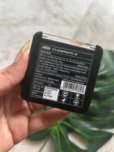 Nykaa Shower Gel &amp; Eyeshadow