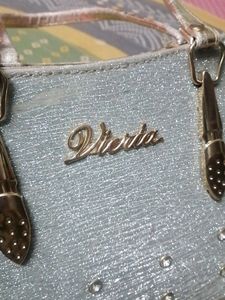 Vry Pretty Handbag