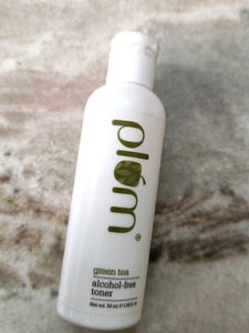 Plum Green Tea Toner 50ml