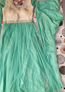 Women&#39;s Ethnic Gown