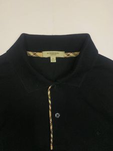 Vintage Authenic Burberry polo t shirt