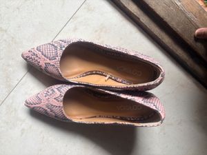 Corsica Pink Snakeskin Pointed Heels