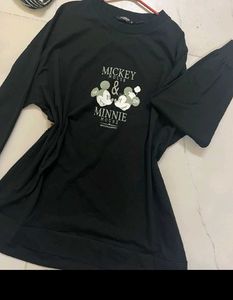 Saleeeee Jet Black Color SweatshirtNEVER BEEN USED