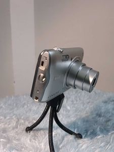 Nikon Coolpix A300 WiFi/Bluetooth Camera 21MP 8x