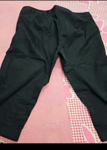 Black Capri Pants