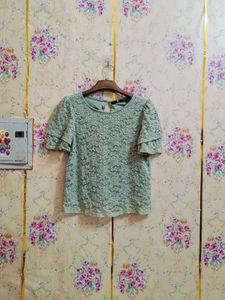 🇳🇿💫🎀Elegant Lace Top with Ruffle Sleeves