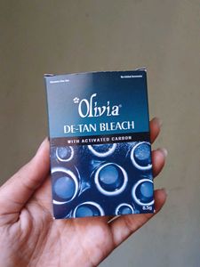 Olivia De-Tan Bleach