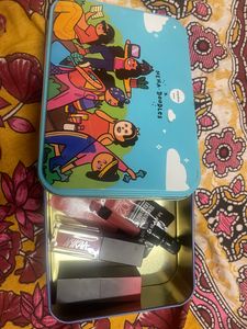 Smytten X Neha Doodles Tin Storage Box