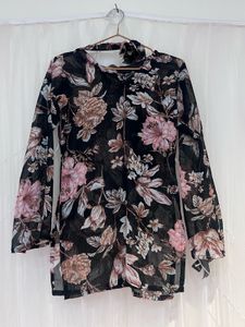 Floral Print Long Sleeve Top with poo style neck