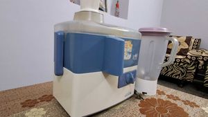 Maharaja Whiteline Juicer Mixer Grinder