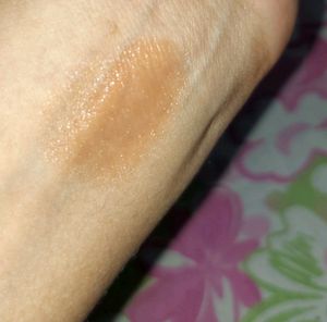 Lakme liplove lipbalm spf15