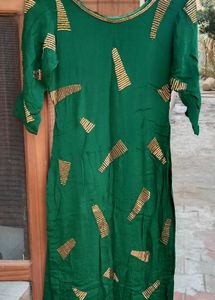 Elegant Green Kurta With Stone Work