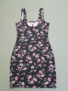 H&amp;M Floral Bodycon Dress
