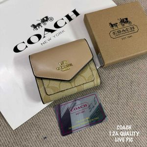 COACH MINI PREMIUM FLAP TYPE WALLET WD BOX