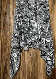 Black/White Printed Stole/Scarf