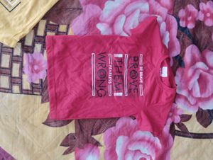 Boys&#39; T-Shirt Bundle - Size Unknown