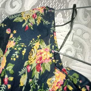Floral Print Smocked Waist Top