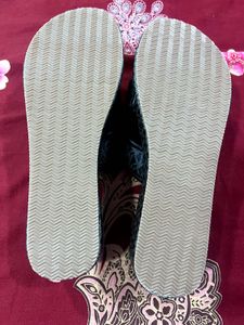 Michael Kors MK Logo Slides