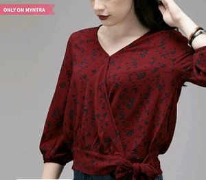 Roadster Maroon Top