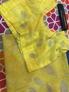 Yellow Saree With Blouse