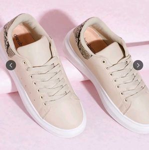 Women Sneaker