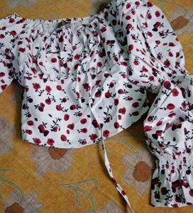 Women Puff Sleeves Crop-top Sweet Korean Style