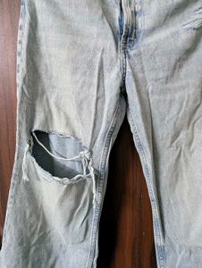 H&amp;M ripped straight jeans