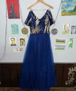Elegant Blue Party Gown