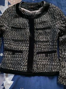 Chic Textured Black &amp; White Jacket