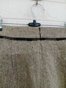 Elegant Skirt with Floral Detail