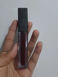 SHAGGY MAROON LIPSTICK