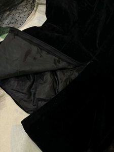 BLACK Velvet Party Dress