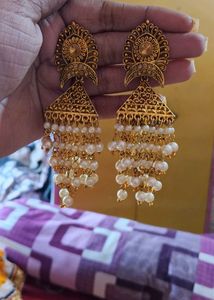 Elegant Gold & Pearl Dangle Earrings