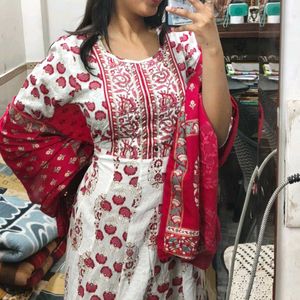Red &amp; White Printed Kurti Set
